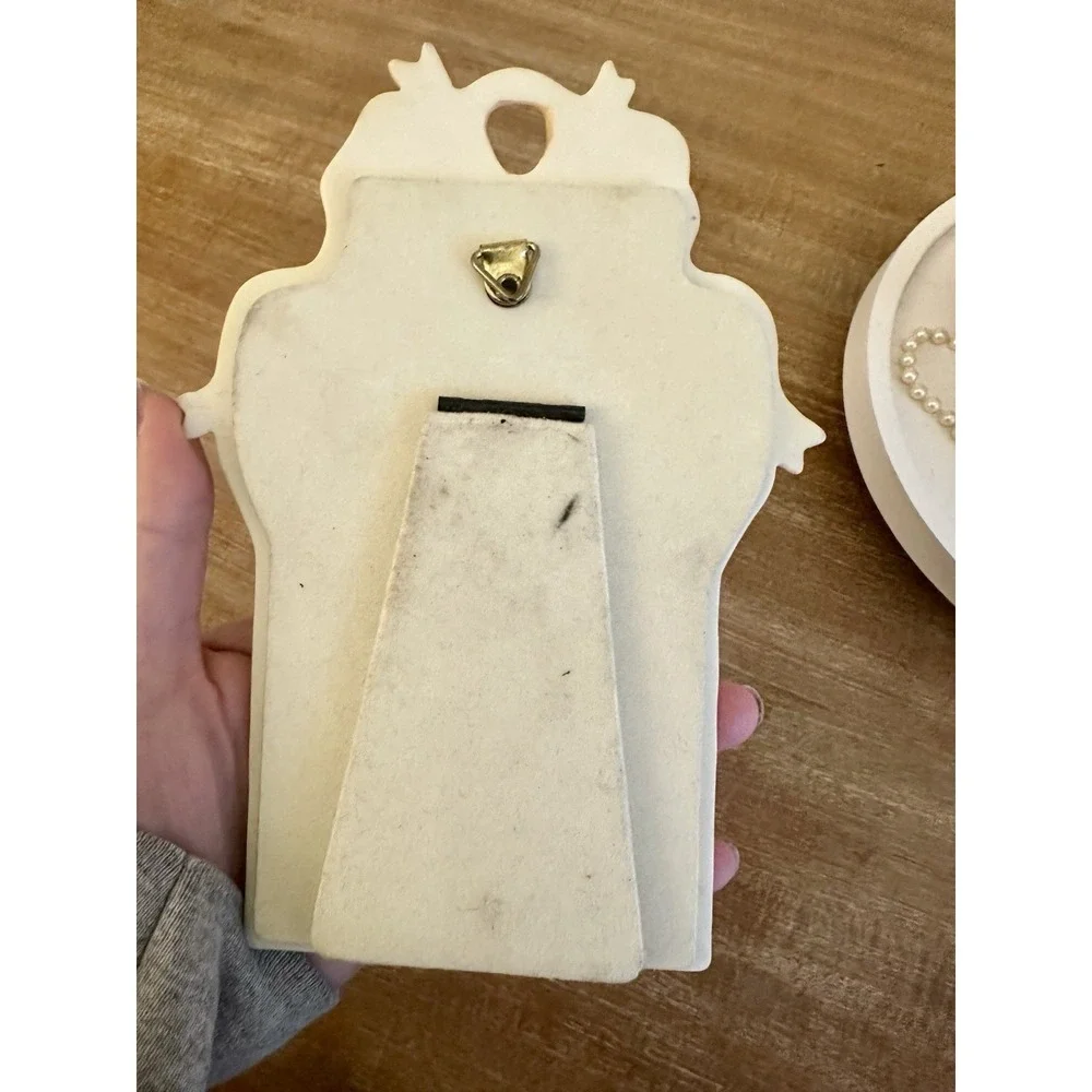 Vintage Mid Century Wall Pocket Stand Vase A Sisters Love Sister Gift‎ 6.5